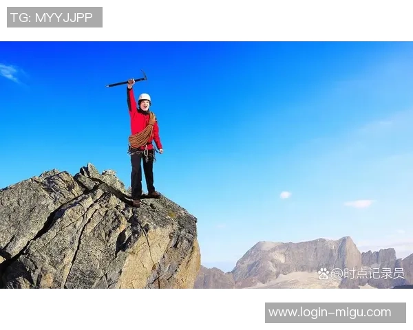 成都攀岩队团队协作引发热议背后的争议与思考